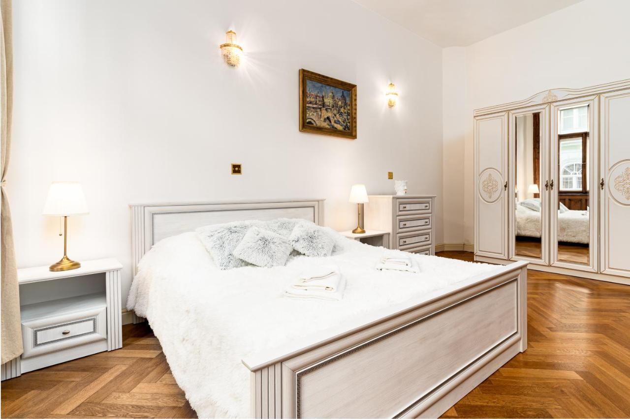 Magnificent King Suite Prága Kültér fotó