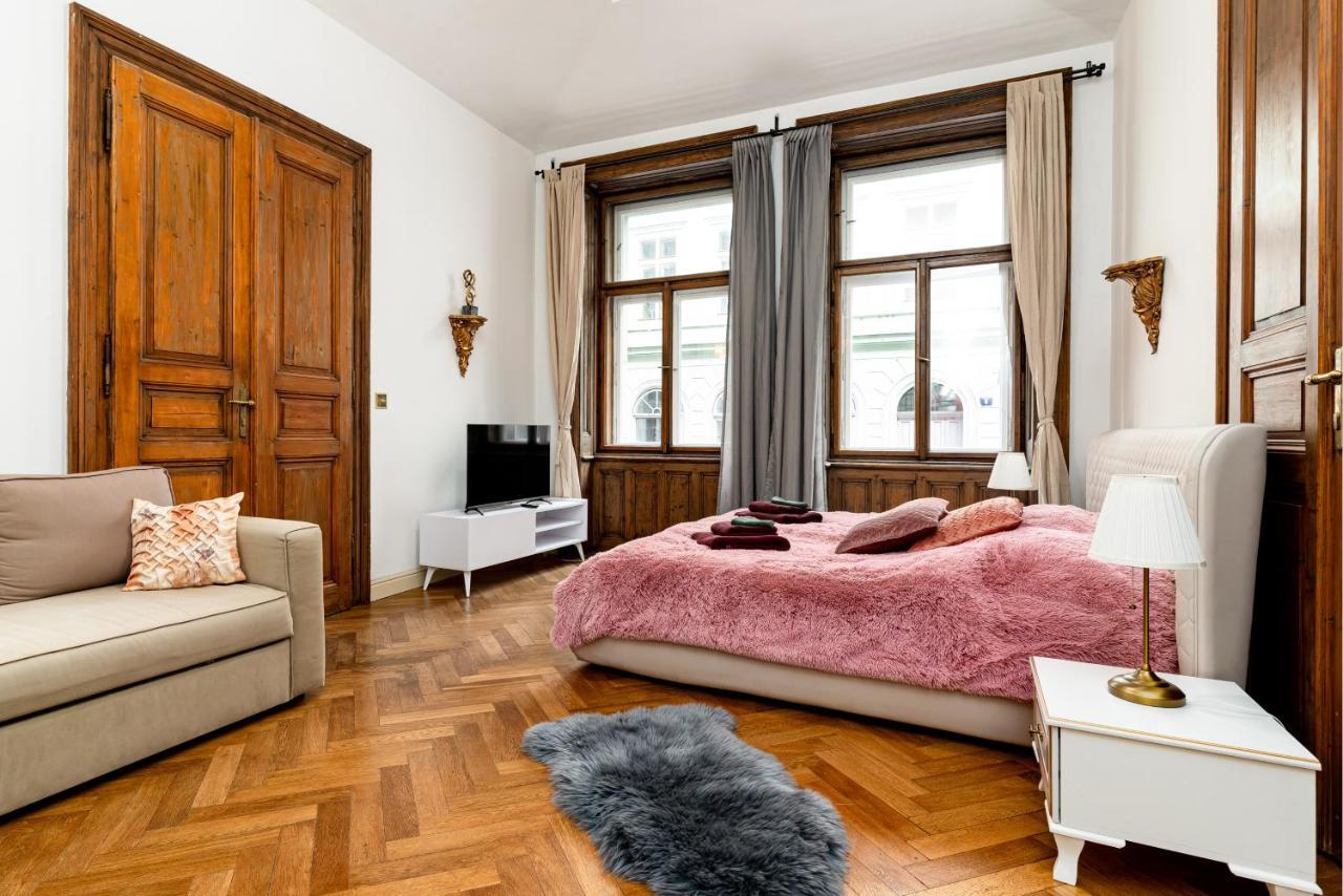 Magnificent King Suite Prága Kültér fotó