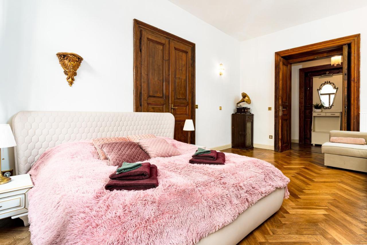 Magnificent King Suite Prága Kültér fotó